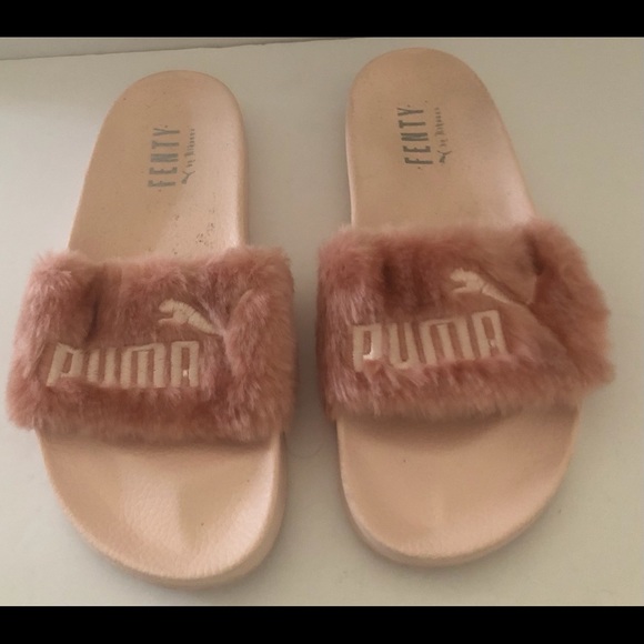 Puma X Fenty Fluffy Slides Pink 7.5 - Picture 3 of 9
